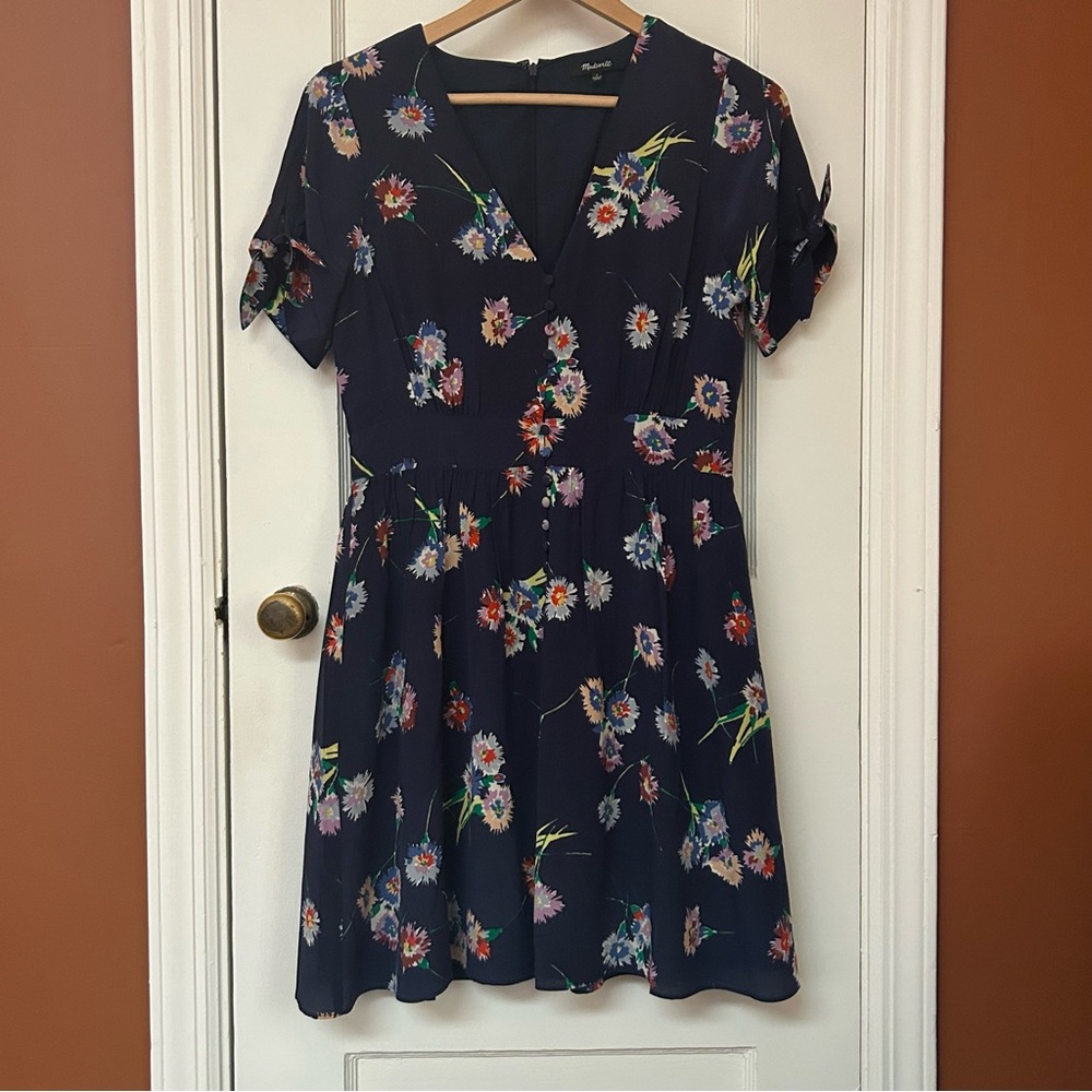 Madewell Navy Floral V-Neck Short Sleeve Mini Dress